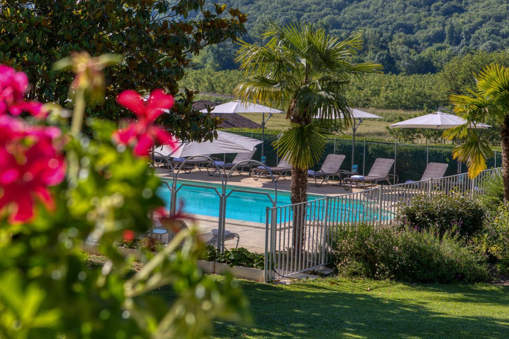 Domaine De Monrecour - Hotel & Restaurant - Proche De Sarlat Saint-Vincent-de-Cosse Exterior foto